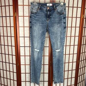 Cabi “The Skinny” Women's Blue by Jeans in a vintage wash, 10